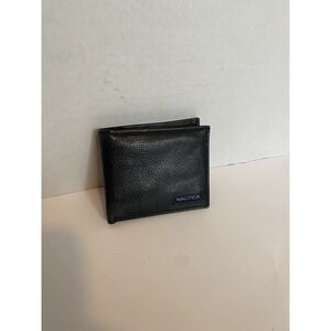 Nautica Men's Genuine Leather Wallet Black - Used